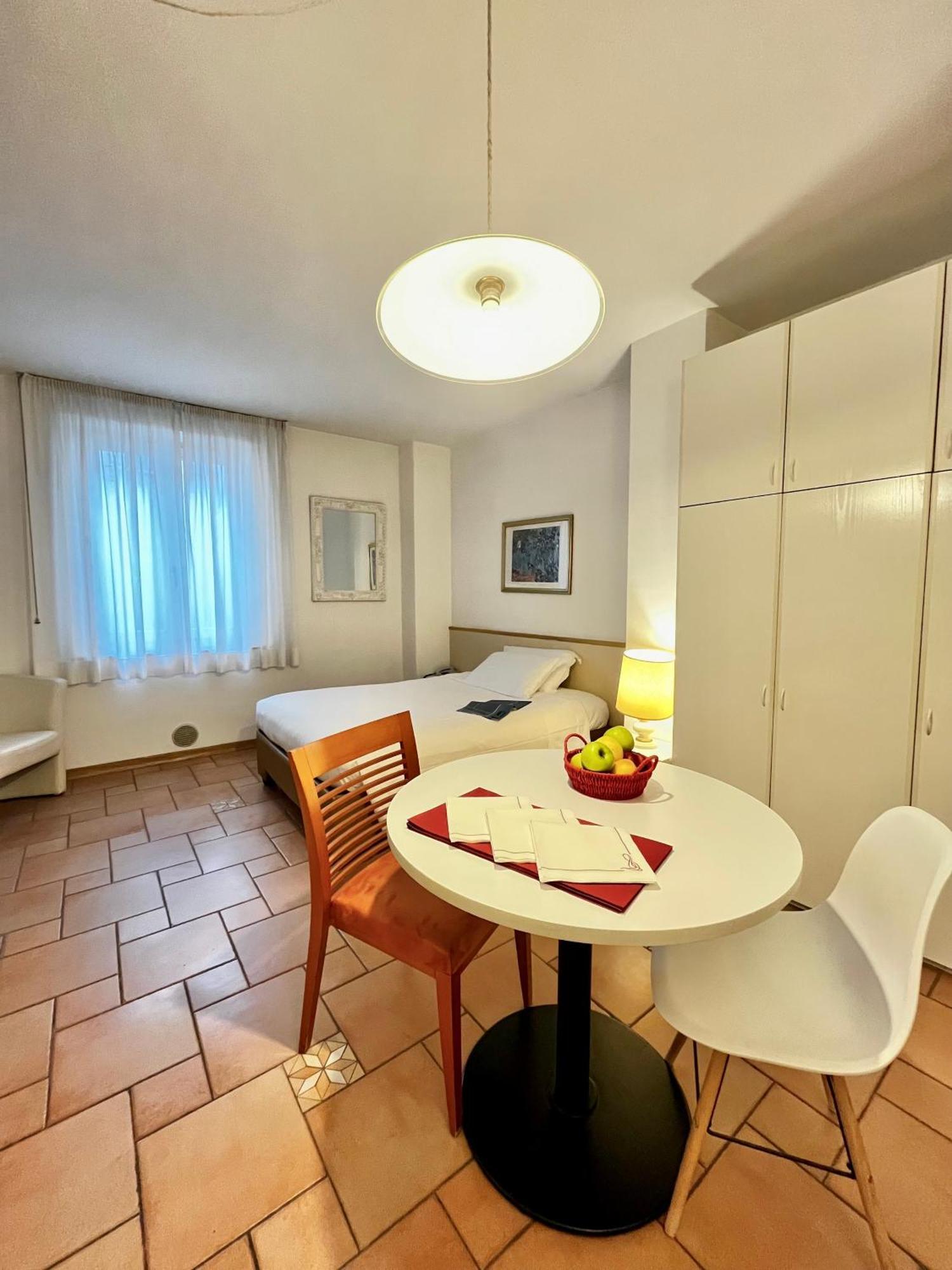 Manci Apartments By Hotel America Τρέντο Εξωτερικό φωτογραφία