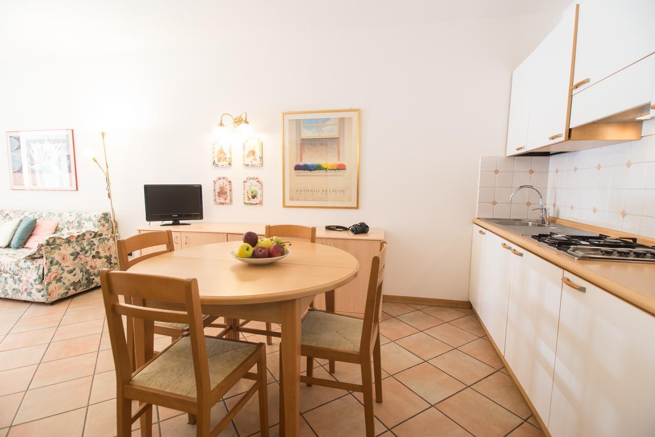 Manci Apartments By Hotel America Τρέντο Εξωτερικό φωτογραφία